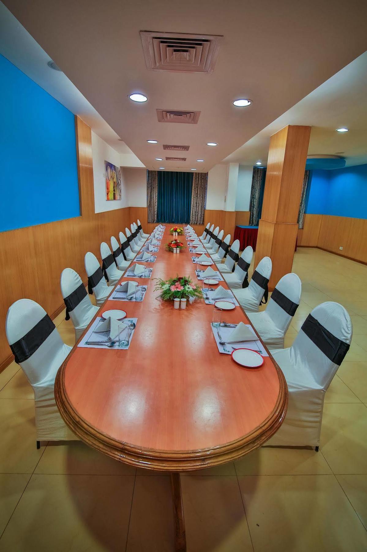 国会山酒店 兰契 外观 照片